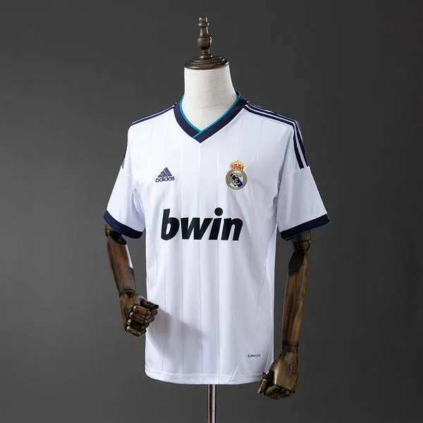 Camiseta de fútbol Real Madrid 2012/13 LOCAL MANGA CORTA VERSION FAN